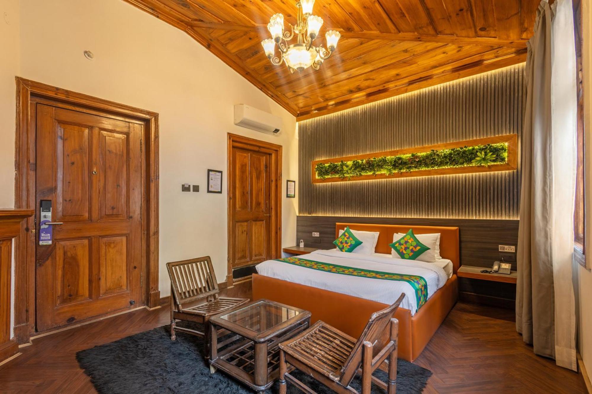 Treebo Premium Torrentium - A Heritage Hotel Шимла Экстерьер фото