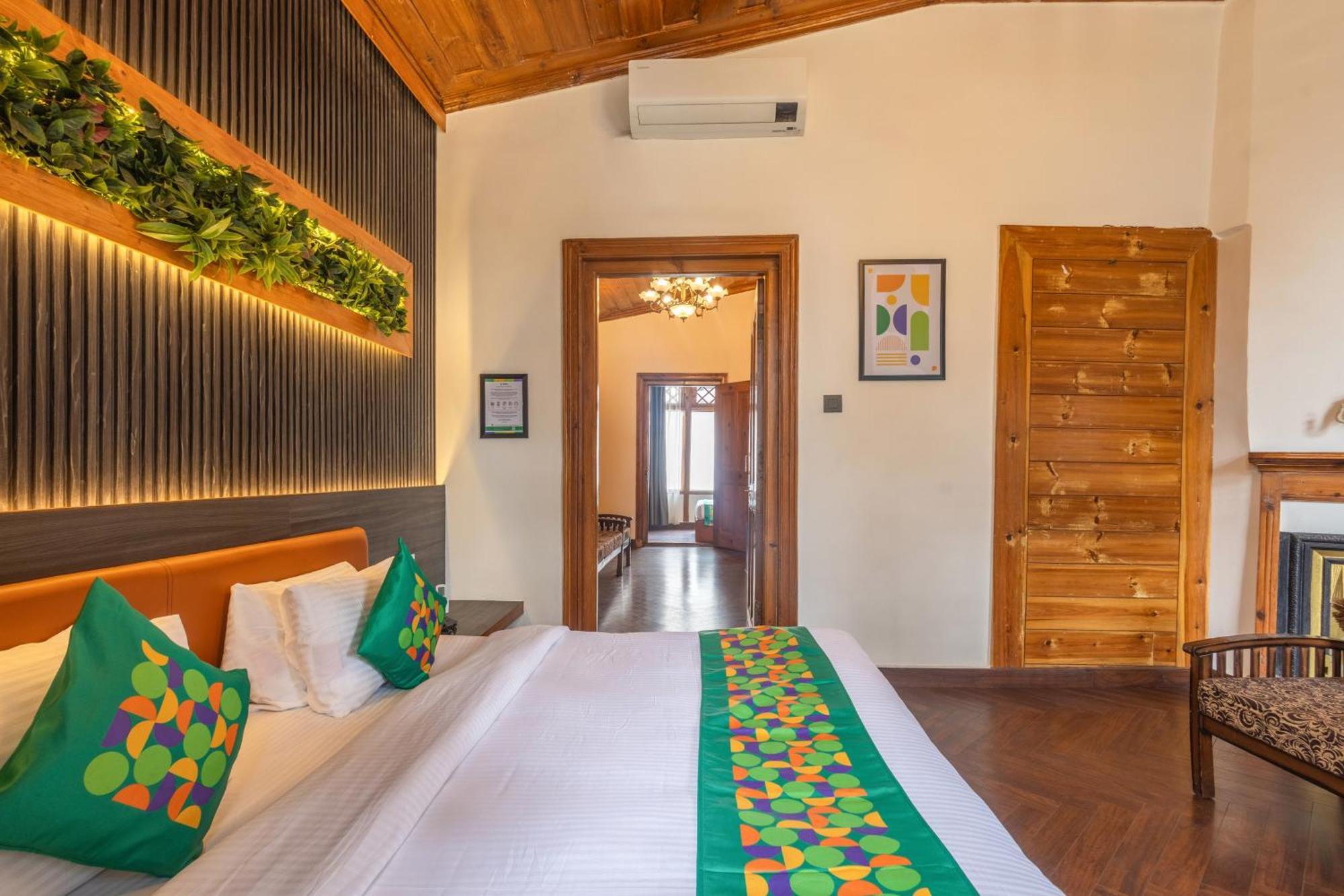 Treebo Premium Torrentium - A Heritage Hotel Шимла Экстерьер фото